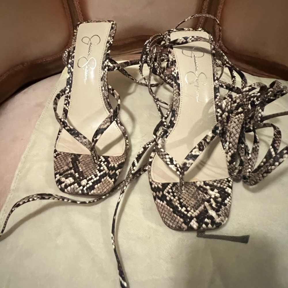 Jessica Simpson heels never worn